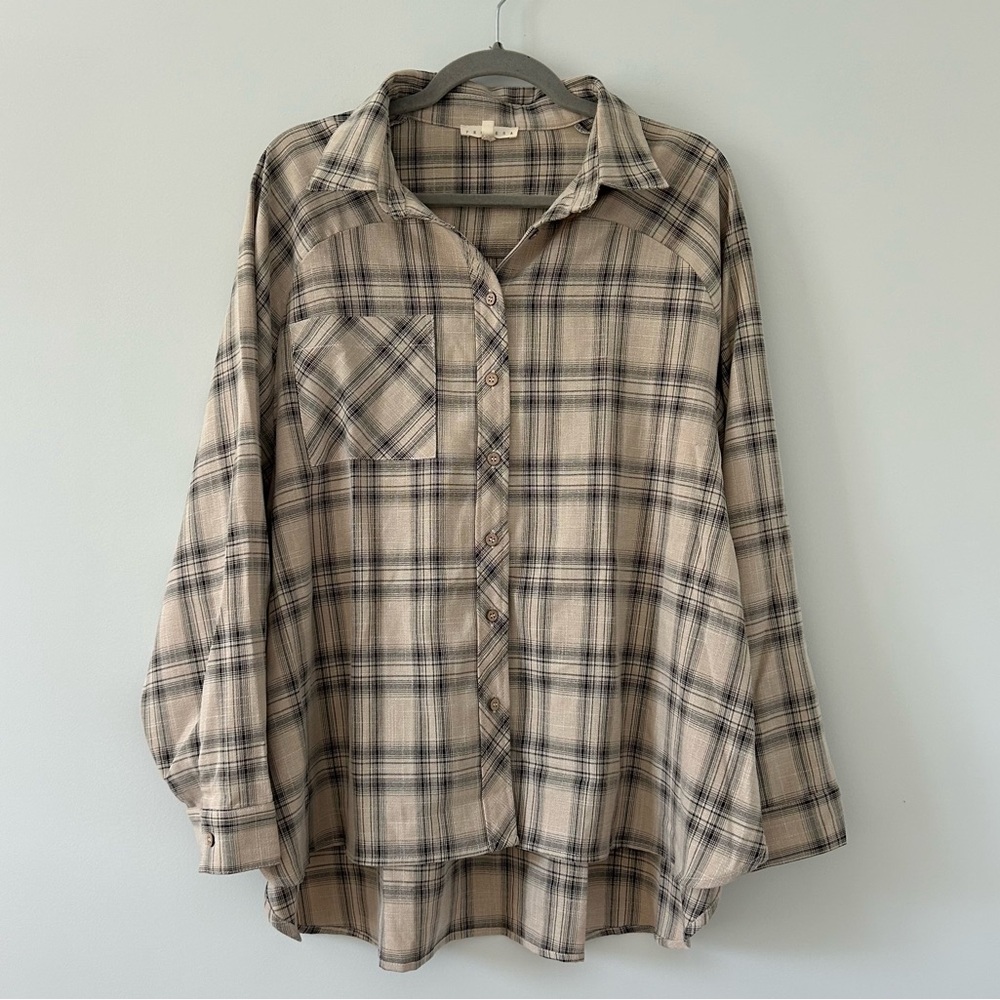 Promesa Plaid Button Down Shirt - Beige and Black